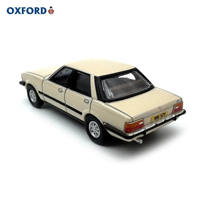 Vintage And Collectible Toys - OXFORD 1/76 Cortina Mk5 โมเดลรถอัลลอยวินเทจ ของสะสมแบบตั้งโชว์