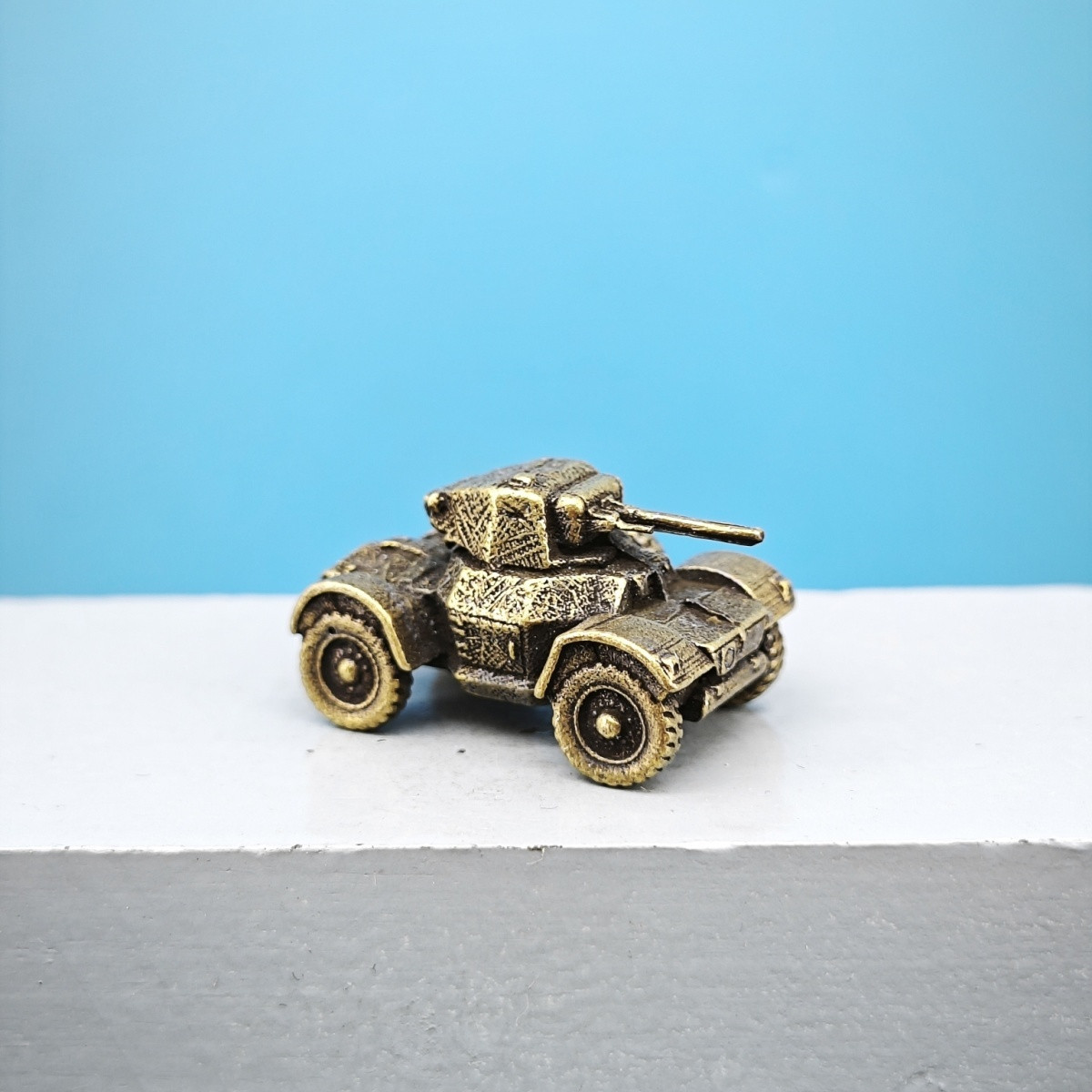 โมเดลรถหุ้มเกราะล้อทองเหลืองวิ - Vintage Collectible Cars บทวิจารณ์และราคา